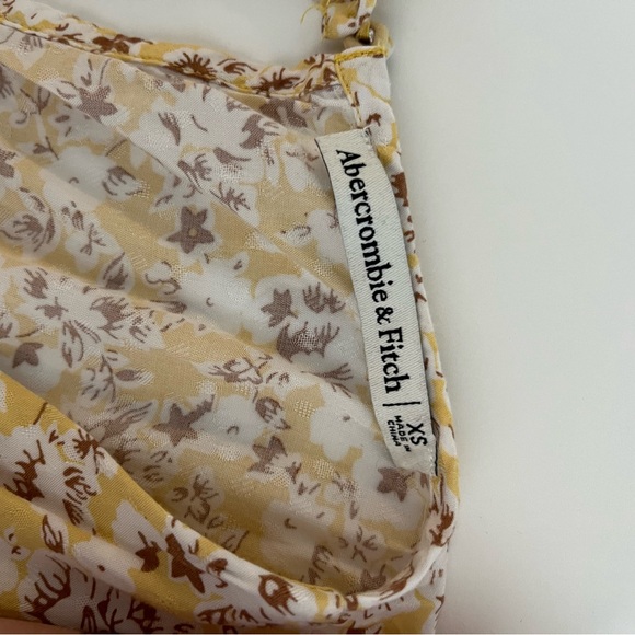 Cute floral dress - Picture 3 of 3